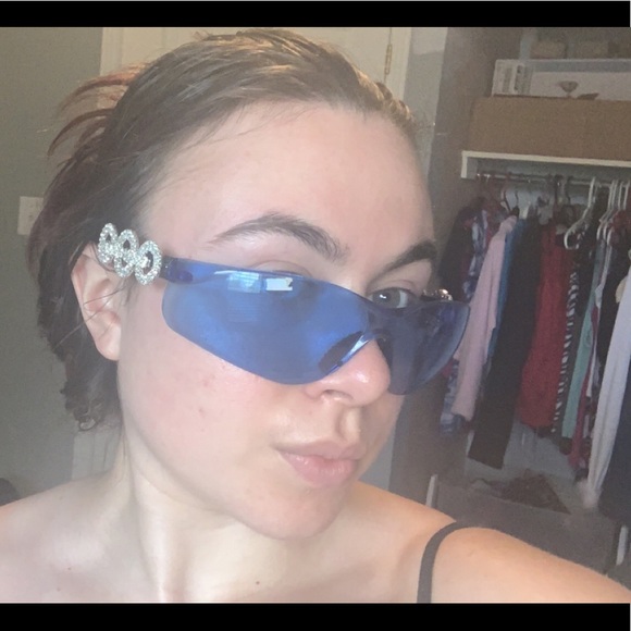 Frozone blue y2k frameless sunglasses glasses with silver rhinestone pattern - Picture 1 of 6